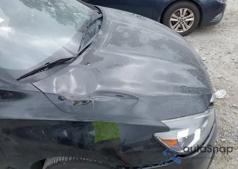 2017 Nissan Sentra S z USA, uszkodzony, nr VIN 3N1AB7AP3HY385738